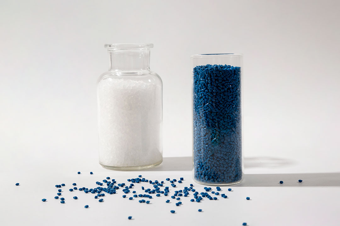 由ETFE顆粒擠壓成型的膜產(chǎn)品有什么特點(diǎn)呢？